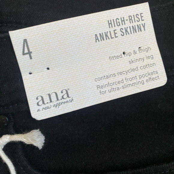 Black A.N.A. Jeans. - Picture 2 of 8